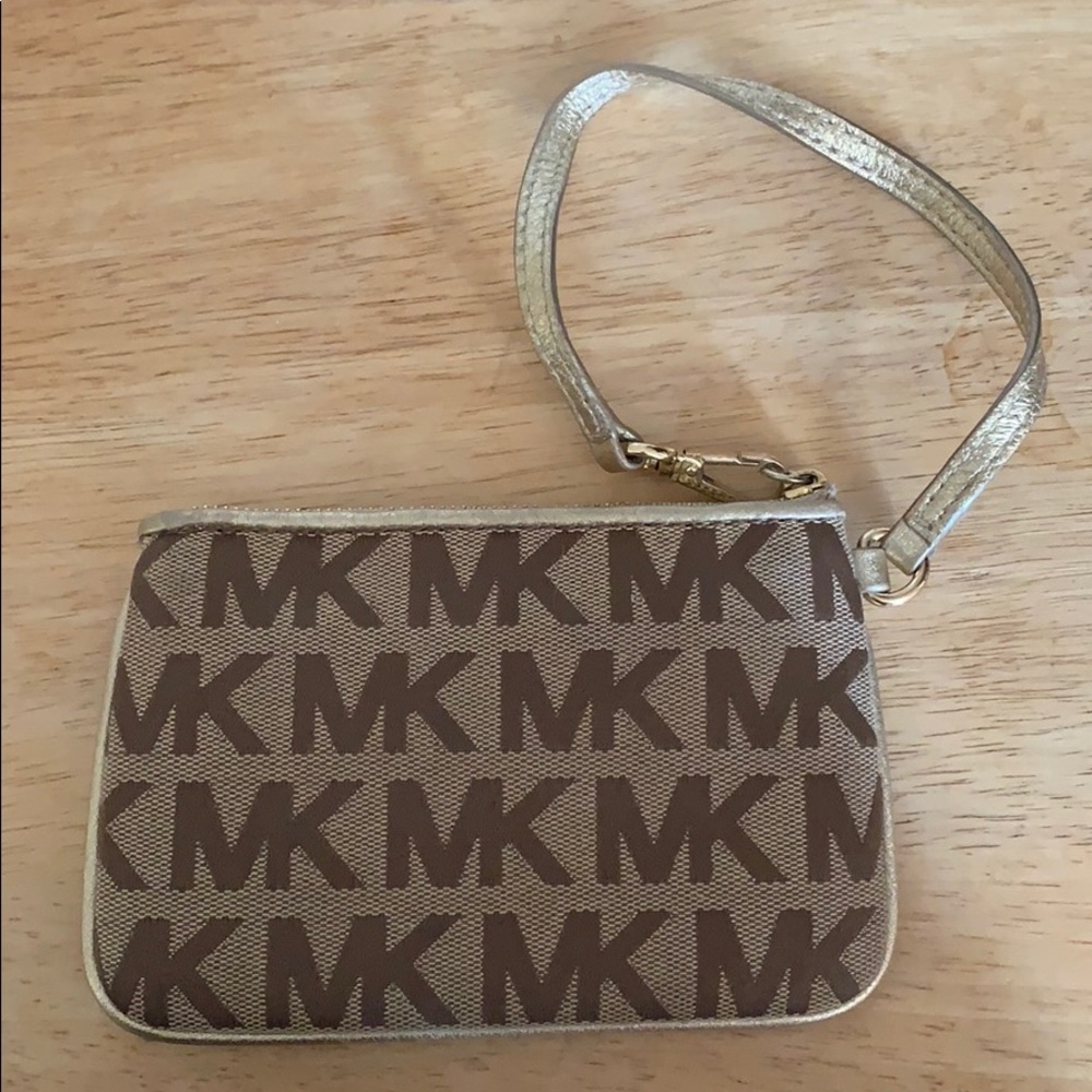 Michael Kors wristlet